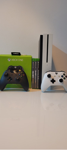 Xbox One S Blanca 500gb + 3 Juegos