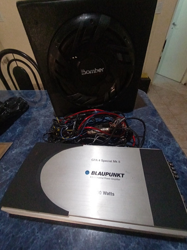 Potencia Blaupunkt 800 Watts + Caja Subwoofer 250 Watts. 