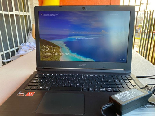 Laptop Acer Aspire 3 Seminueva (condición 10/10)
