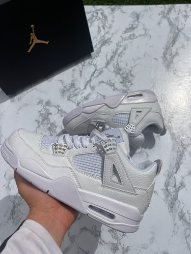 Jordan 4 Pure Money Blanco Talla 26.5