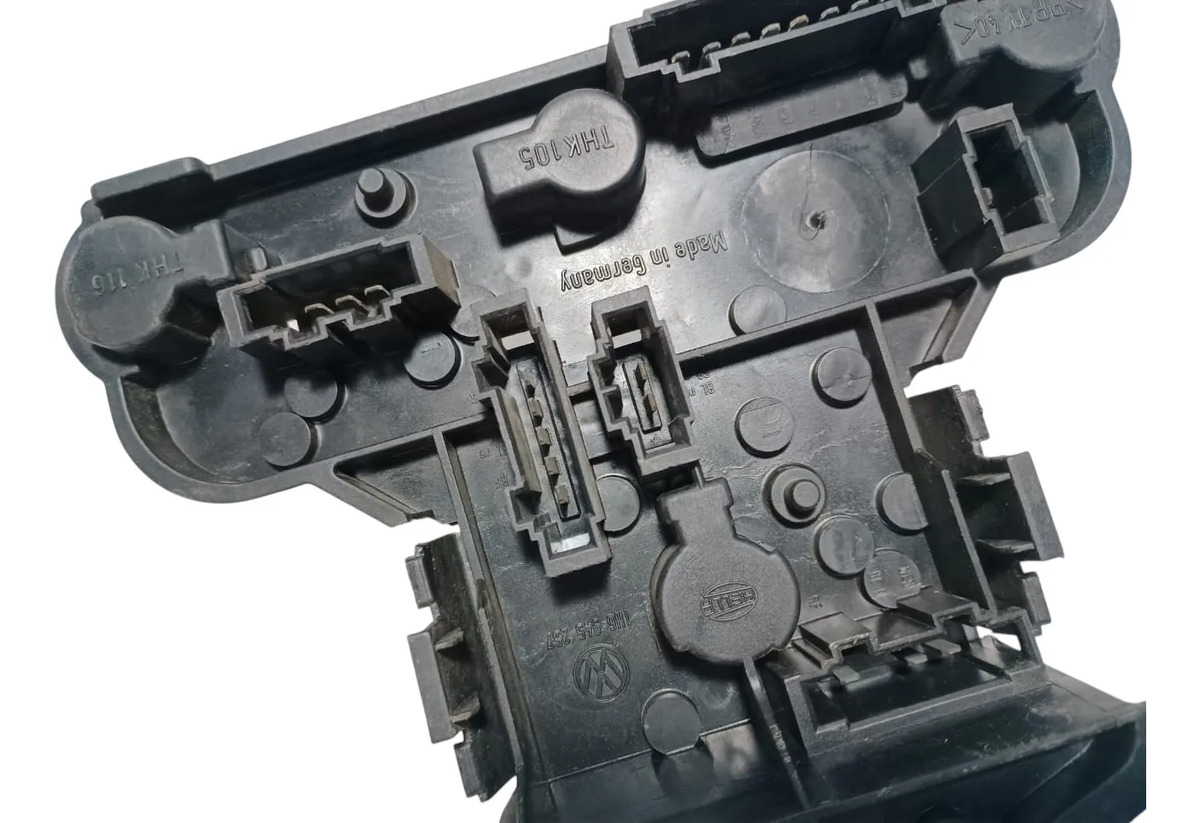 Soquete Lanterna Traseira Esquerda Vw Golf 1998