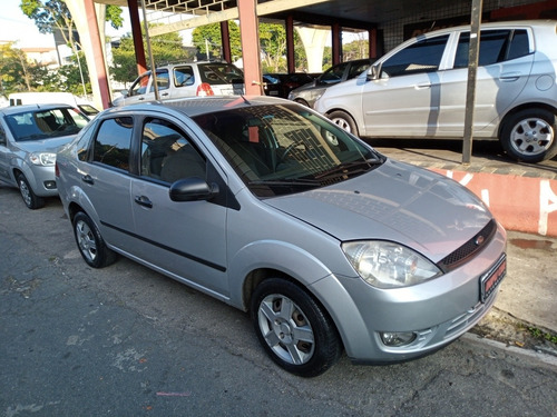 FORD FIESTA SEDAN 2005 1.6 FLEX 4P