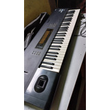 Teclado Korg