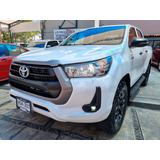 Toyota Hilux Sr Doble Cabina 2021