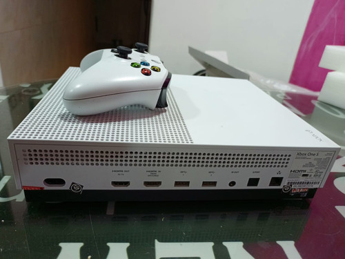 Consola Xbox One S 4g 1tb