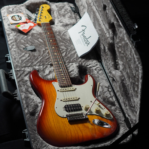 Guitarra Fender Stratocaster American Standard Hss Sienna