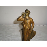 Antigua Figura Petit Bronce Crieur La Presse Francesa 22 Cm