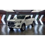 Toyota Hilux 2.8 Cd Sr Mt 4x4