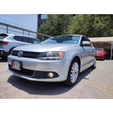 Volkswagen Jetta 2014 2.5 Sport Qc Weltradio B A C At