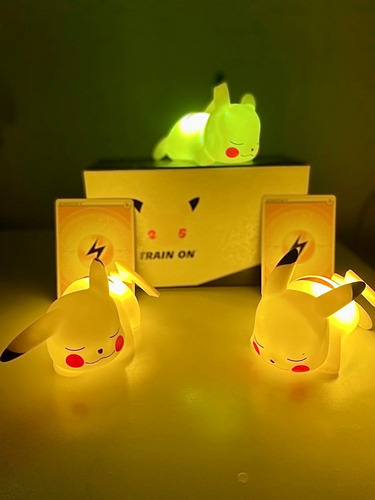 Lámpara Pikachu Pokémon, Luz Nocturna Baterías Incluidas
