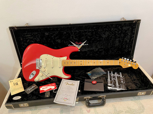 Fender Stratocaster Custom Shop Classic Deluxe ( 23 Out ) 
