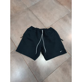 Short Nike Solo Swoosh