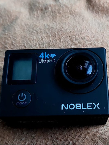 Camra De Video Deportiva 4k 16 Mpx Color Negro Noblex