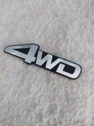 Emblema Insignia 4wd Toyota Autana Burbuja Land Cruiser Foto 2