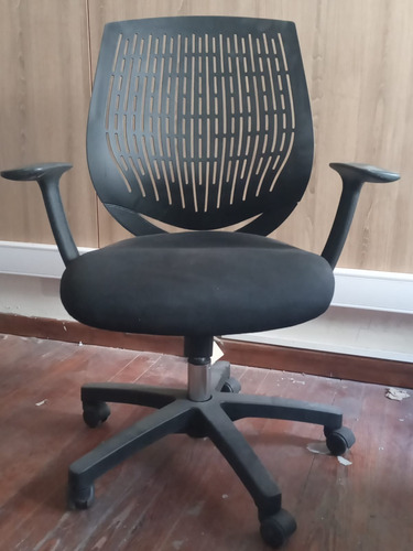 Silla Ergonómica Negra Erasmo