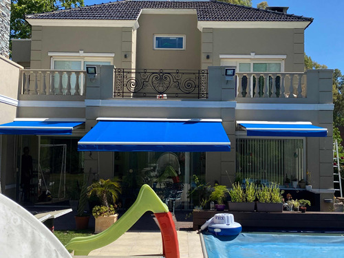 Toldo Brazos Invisible De 560x160 Azul