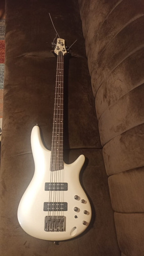 Bajo Ibanez Sr300e