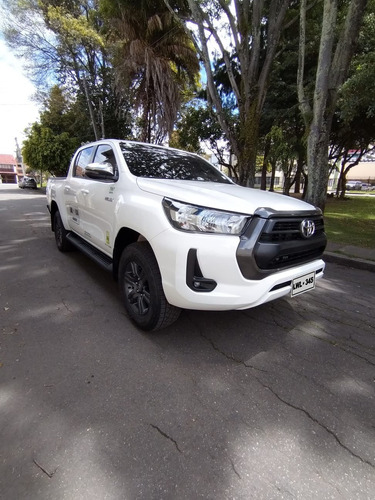 Toyota Hilux Publica-particular 2024 Entgrega Inmediata