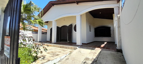 Casa Para Alugar 100m Praia