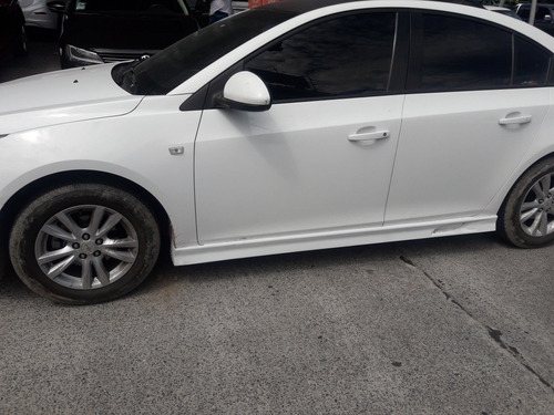 Zocalos Deportivo P/ Chevrolet Cruze