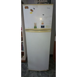 Heladera Con Freezer,(solo Funciona El Freezer)