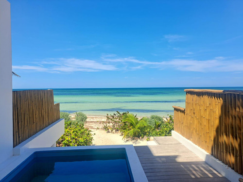 Casa En Venta En La Playa Frente Al Mar En San Benito,progreso En Mérida,yucatán