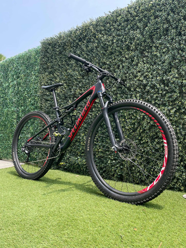 Bicicleta Specialized Epic Comp Carbon
