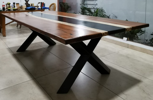 Mesa Para Comedor Madera De Parota Y Resina Epoxica 