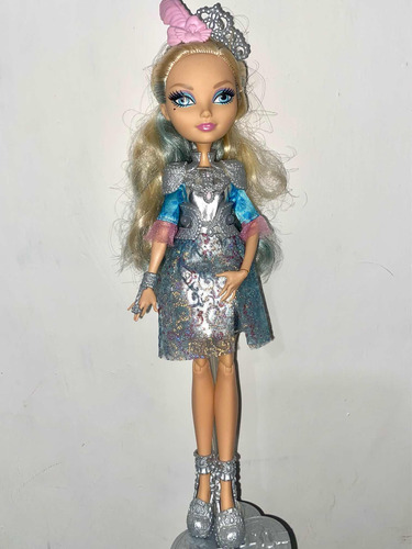 Muñeca Ever After High Darling Charming