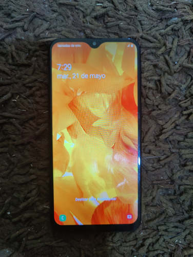 Samsung M20, Libre, 32 Gb Y 3 En Ram