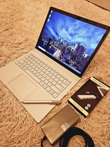 Microsoft Surface Book 2 + Caneta + Hub