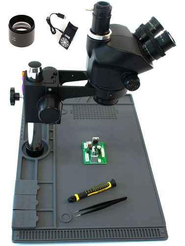 Microscópio Estereoscópico Trinocular 7050