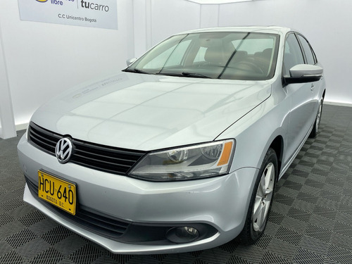   Volkswagen    Jetta    Trendline  2.5  