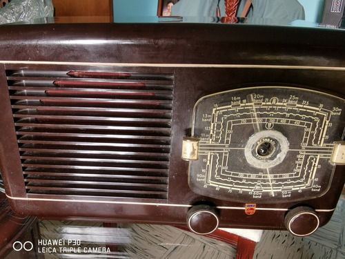 Radio Antiguo Philips Modelo Bx388  Años 40's De Bulbos