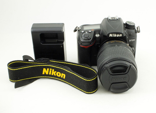  Nikon D7000 Con Lente 18-105 Vr