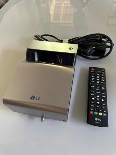 Projetor LG Ph450u De Ultra Curta Distância