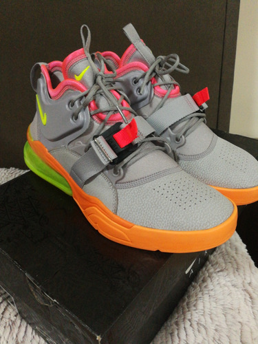 Tenis Nike Air Force 270 Sherbert Talla 28.5cm 