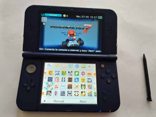 New Nintendo 3ds Xl Azul Metálico 64gb Liberada Tienda Libre
