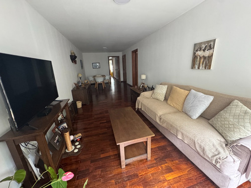 Alquiler Apartamento 2 Dormitorios Garage Pocitos Muy Amplio