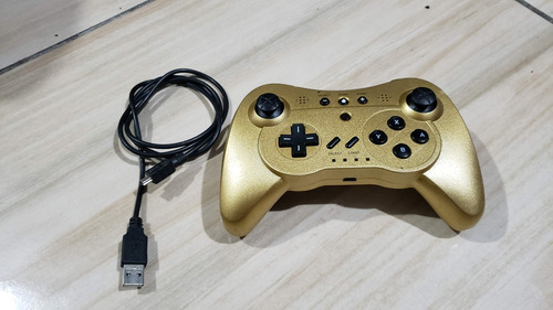 Controle Clássico Dourado Para O Wii Ou Wii U