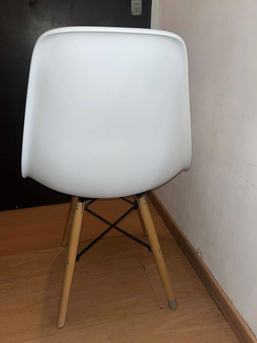 Silla Eames Usada