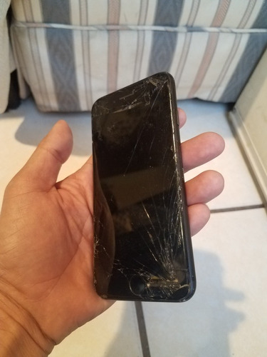 iPhone A1660(para Piezas)