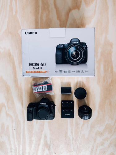 Canon 6d Mark Ii + 50mm 1.8 Stm