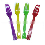 Pack De 50 Tenedor Plastico Colores Surtidos 18 Cm Mayoreo