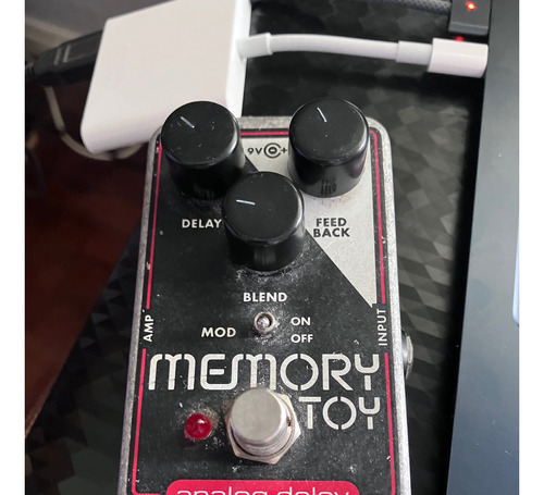 Pedal De Guitarra Electro-harmonix Memory Toy Delay 