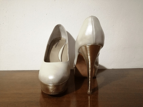 Stilettos Medium, Talle 39, Poco Uso, Excelente Estado!