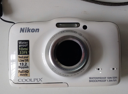 Nikon Coolpix S32 Compacta Cor  Branco - Ver Descrição