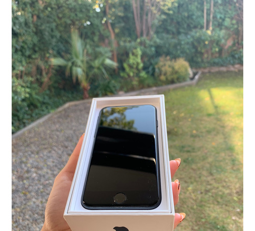 iPhone 7 32 Gb Negro Mate A1778