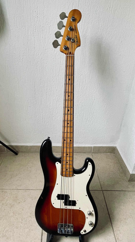 Bajo Fender P-bass Japón (1986)