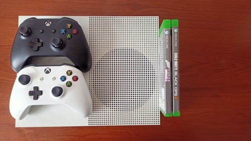 Xbox One S 1tb + 2 Controles + 6 Juegos Precio Negociable